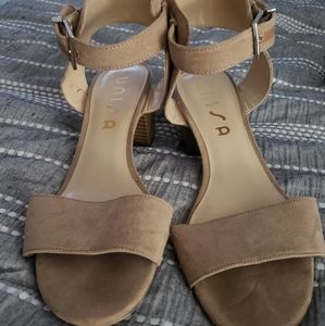 Nude, cute wedges